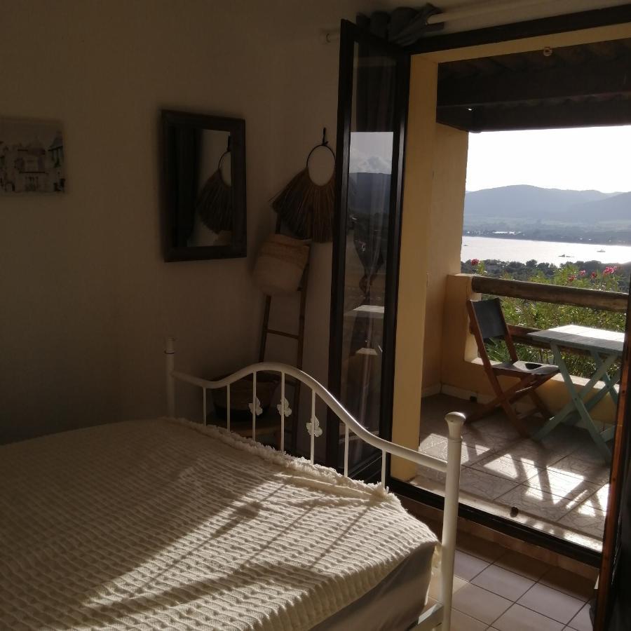 Villa Vue Mer A Santa Giulia 포르토베쉬오 외부 사진