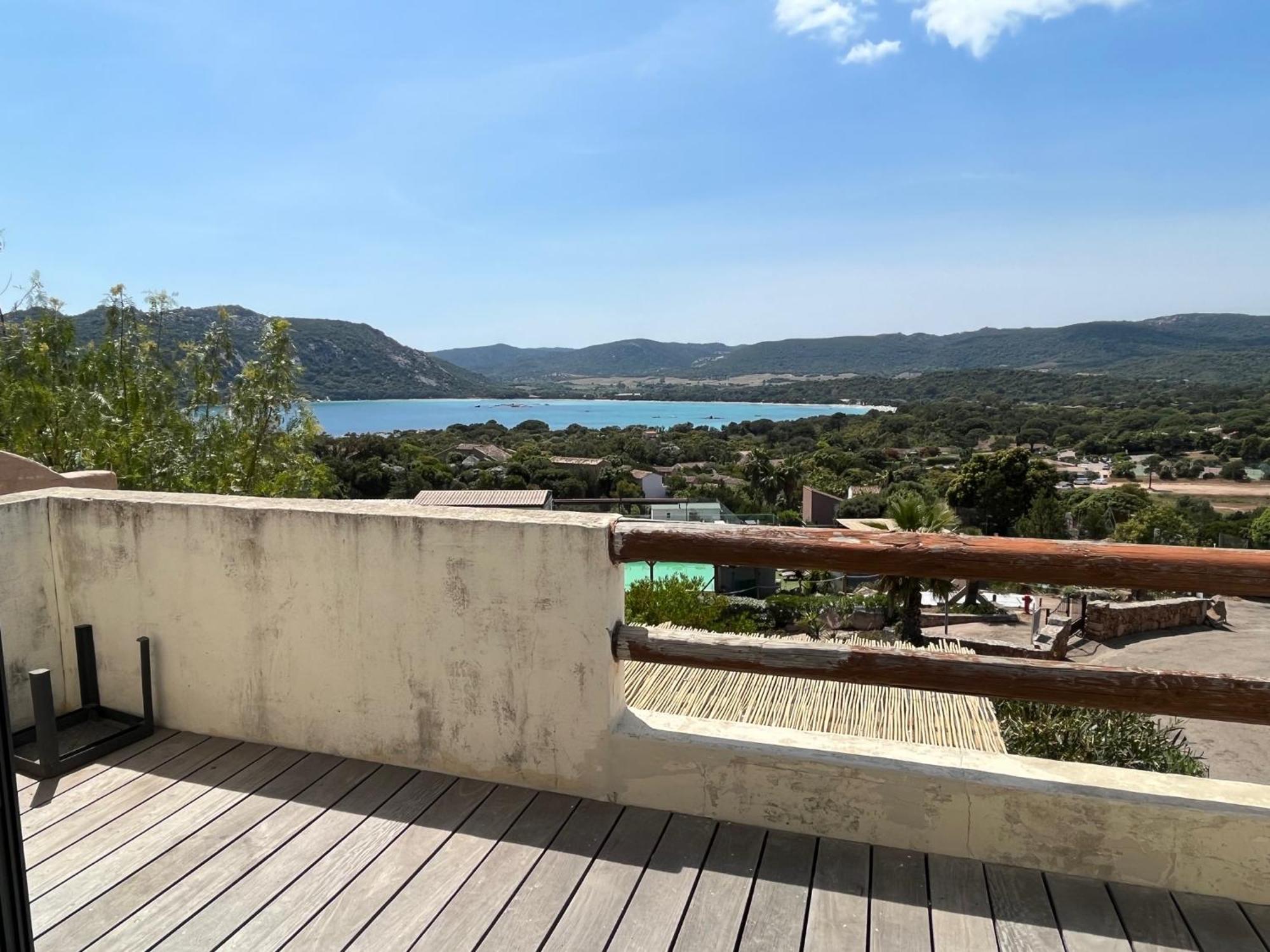 Villa Vue Mer A Santa Giulia 포르토베쉬오 외부 사진